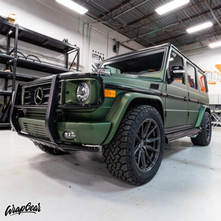 Avery Matte moss Green Metallic