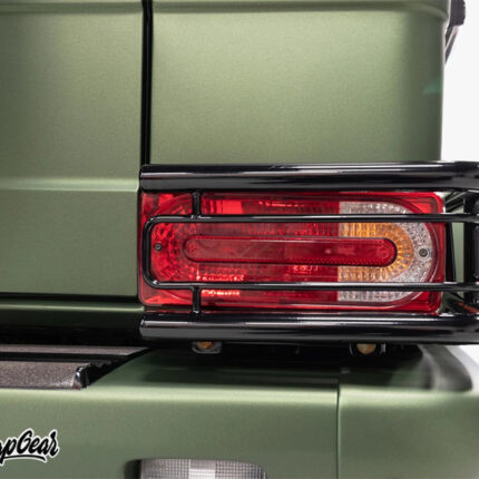 Avery Matte moss Green Metallic 2