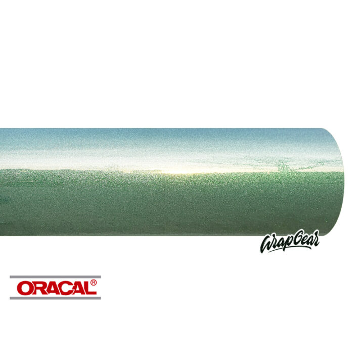 Oracal 970-677G Fir green metallic WrapGear